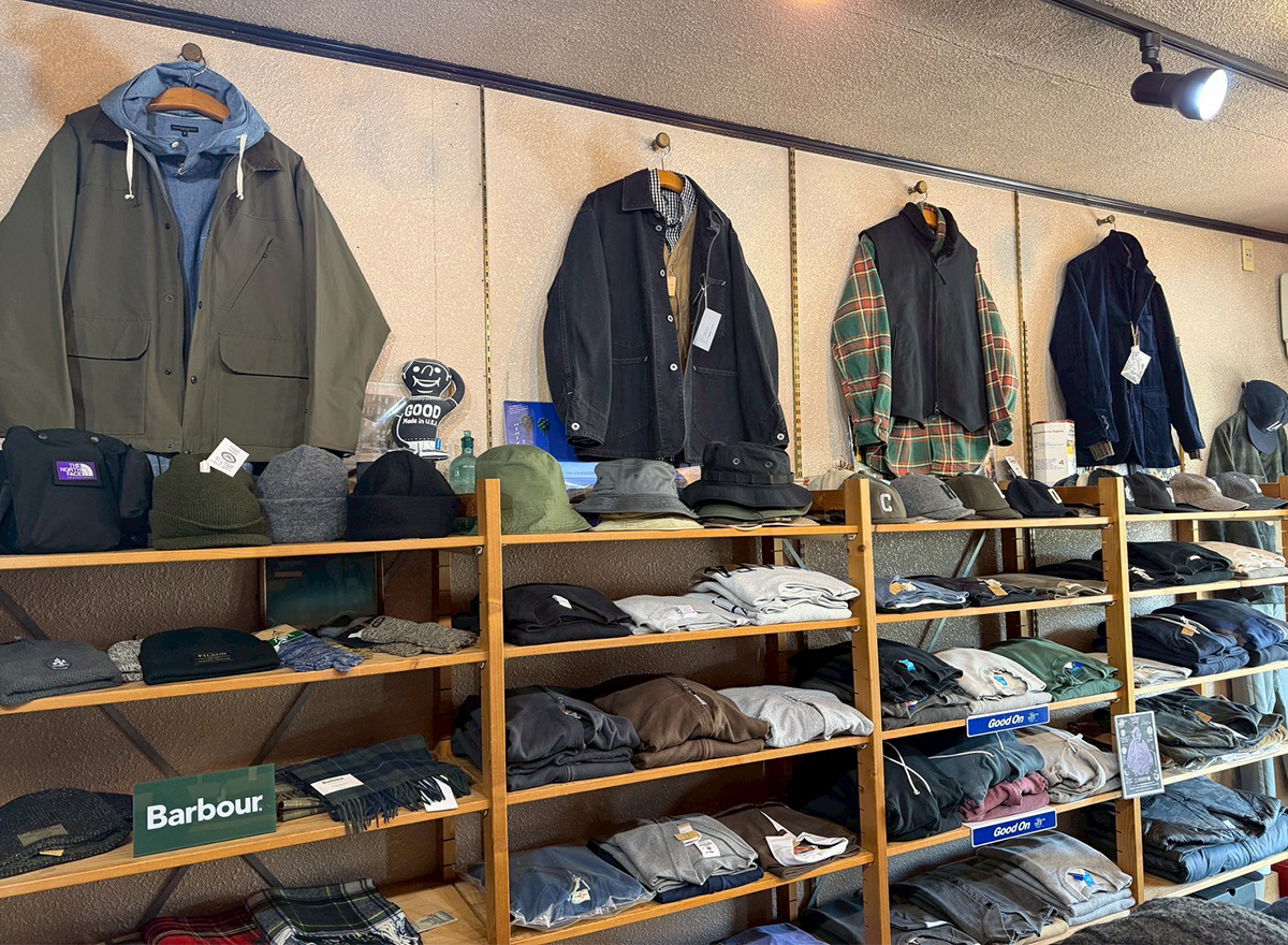 アメリカン クロージング カンパニー 店内